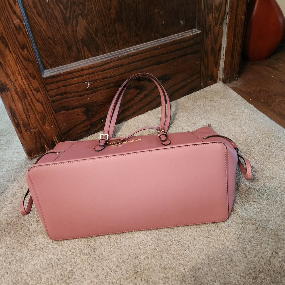 NWT Gilly Tote Michael Kors Leather Travel Shoulder Purse - Picture 10 of 15